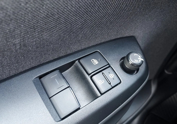 Toyota Yaris cena 72900 przebieg: 12000, rok produkcji 2023 z Lublin małe 211